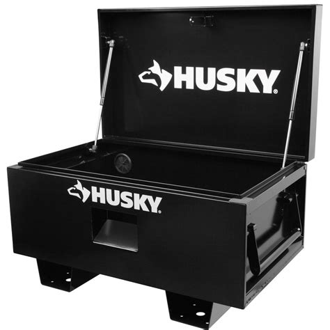 husky job site tool box